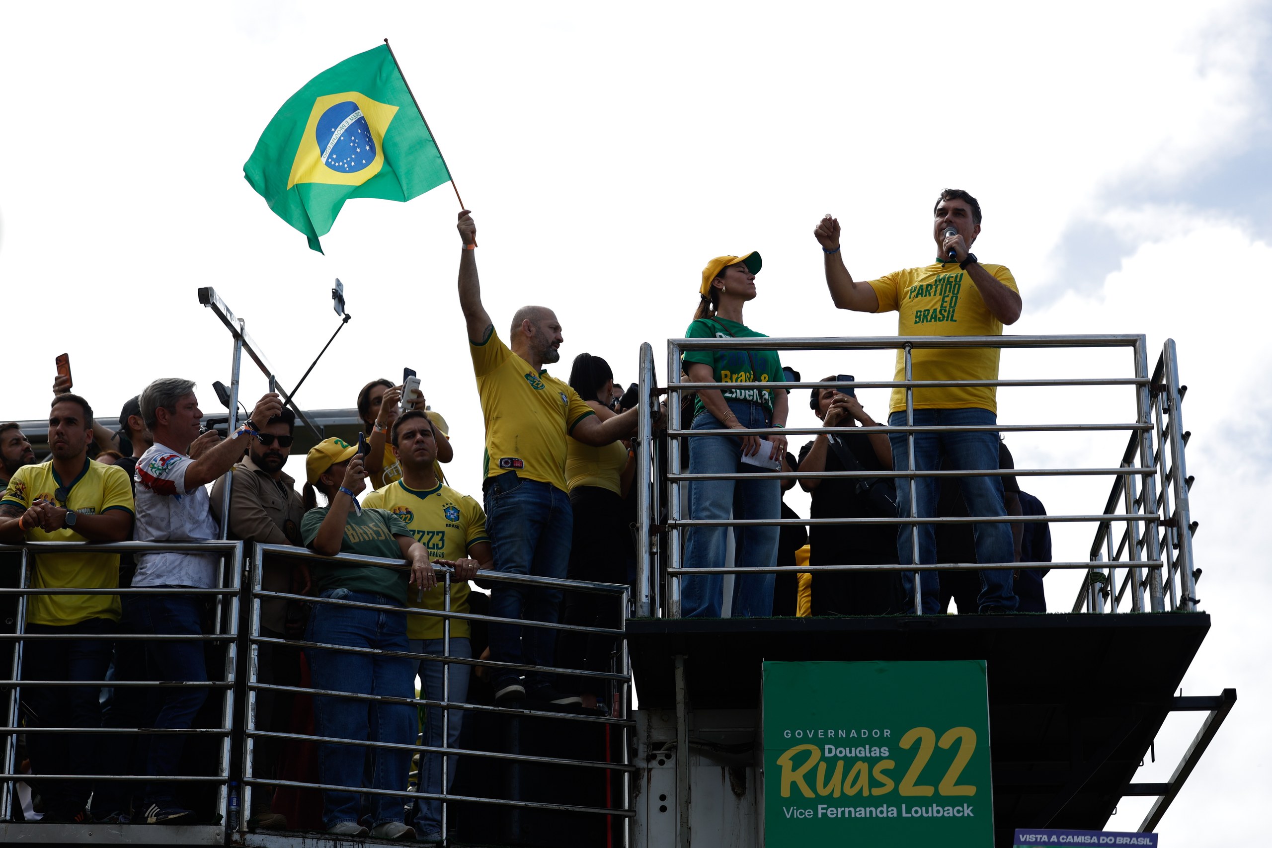 Flávio e Lula empatam tecnicamente em pesquisa para 2026