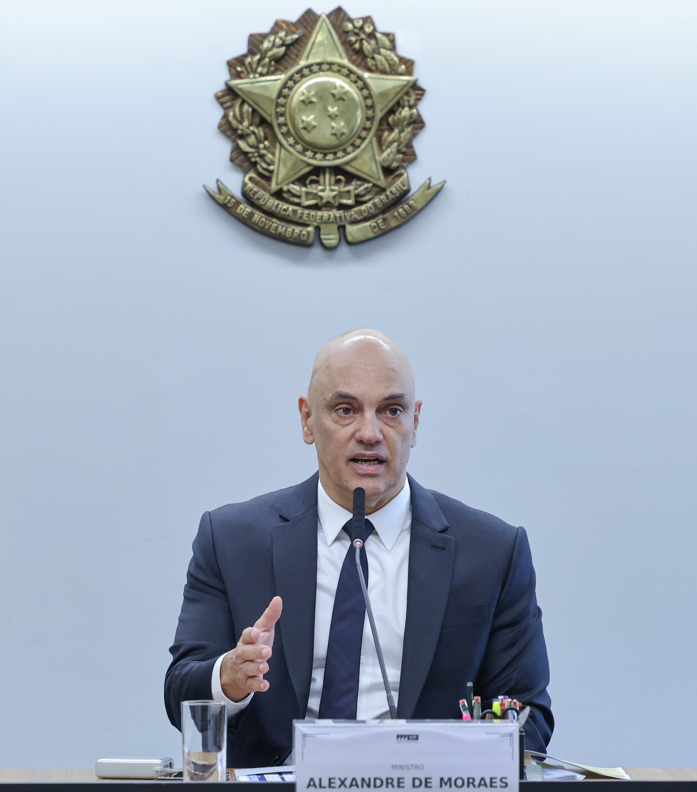 Moraes lidera desgaste de imagem com 72%, aponta instituto Palver