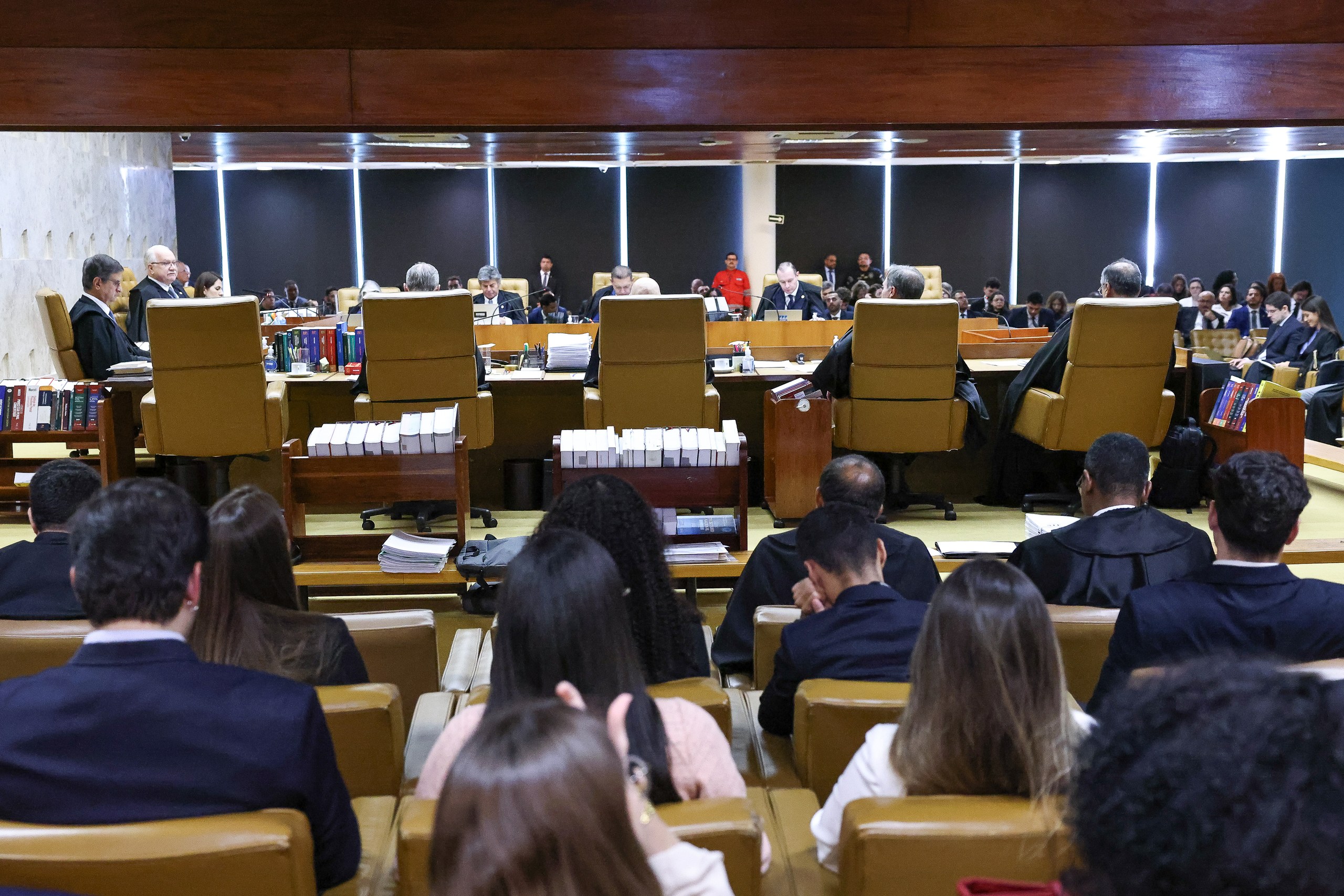 STF uniformiza licenças gestante e adotante em 180 dias